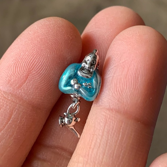NWOT Disney Aladdin Genie & Lamp Dangle Charm Pendant Sterling Silver 925 - Picture 5 of 12